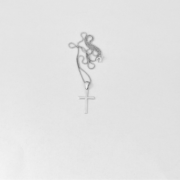 Sterling Silver Unisex Cross Necklace, Religious Jewelry, Christian Chain - Picture 6 of 12